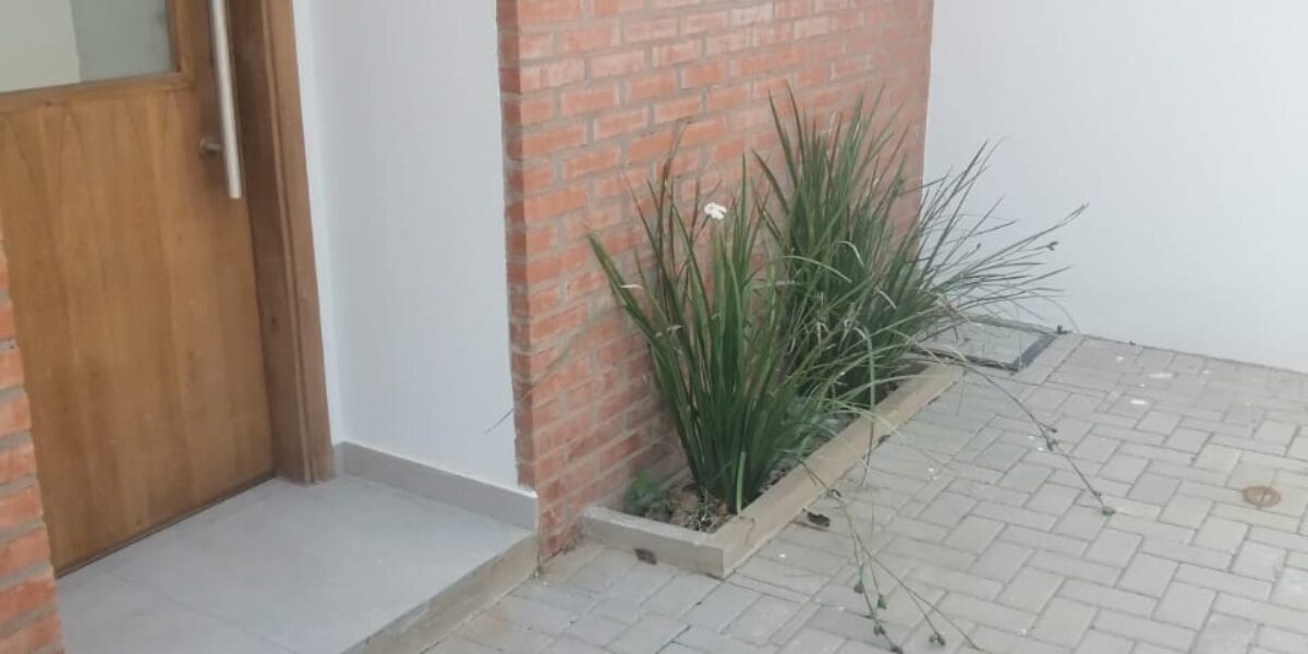 VENDO DUPLEX A ESTRENAR 4TO. BARRIO DE LUQUE