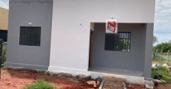 A LA VENTA CASA A ESTRENAR EN CAPIATA  ZONA PARADA LINEA  27