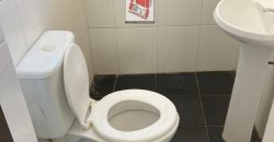 VENDO O ALQUILO HERMOSA PROPIEDAD CON OFICINA SOBRE AVDA DEFENSORES DEL CHACO CASI TOBATI