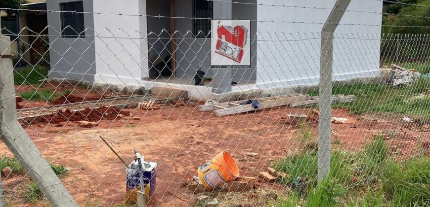 A LA VENTA CASA A ESTRENAR EN CAPIATA ZONA PARADA LINEA 27