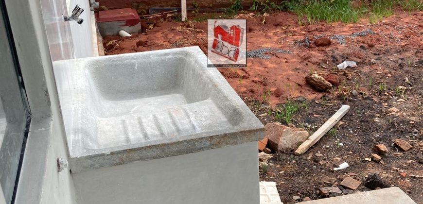 A LA VENTA CASA A ESTRENAR EN CAPIATA ZONA PARADA LINEA 27