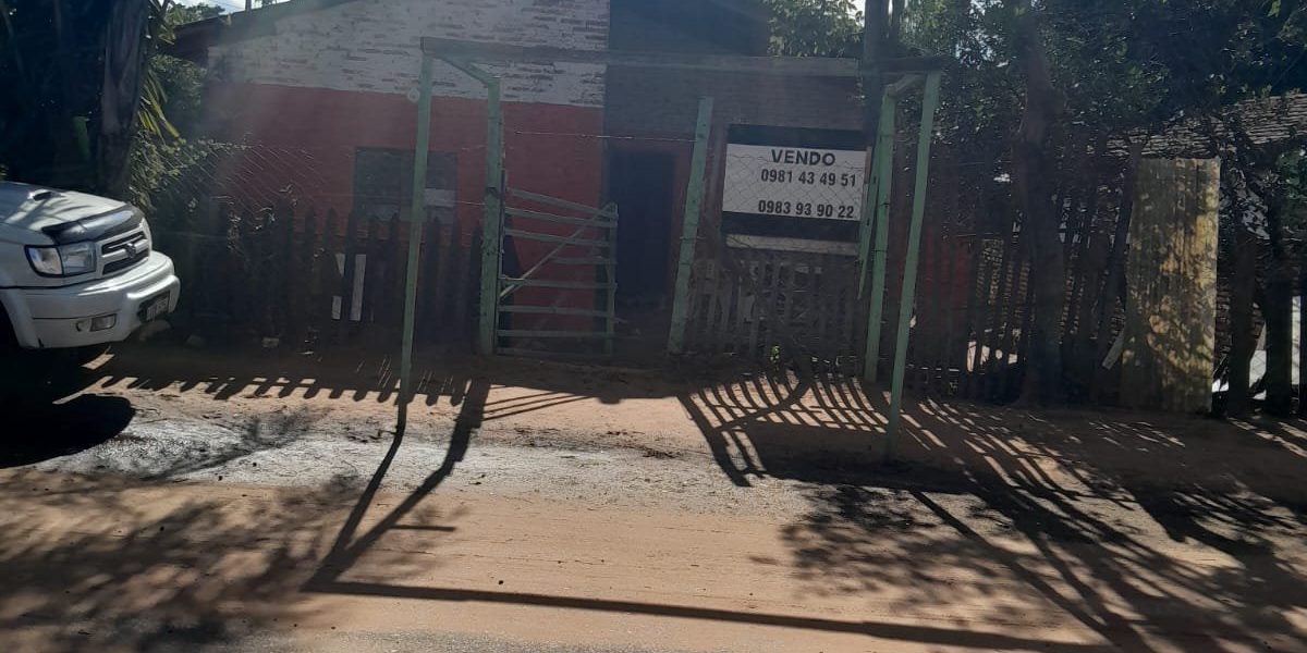 VENDO TERRENO CON CASITA EN CAPIATA ZONA VILLA MILITAR PARA INVERSION