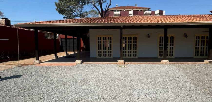 ALQUILER RESIDENCIAL O EMPRESARIAL SOBRE DENIS ROA ZONA BARRIO SAN CRISTOBAL- ASUNCION