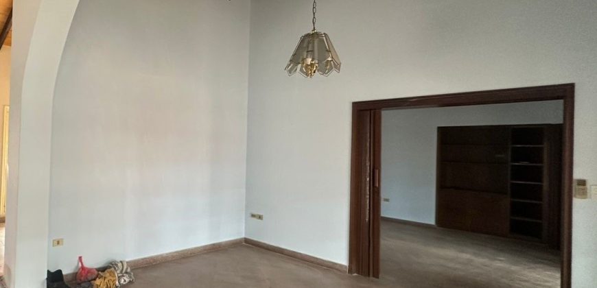 ALQUILER RESIDENCIAL O EMPRESARIAL SOBRE DENIS ROA ZONA BARRIO SAN CRISTOBAL- ASUNCION