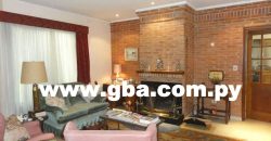 EN VENTA BELLA RESIDENCIA – LUQUE LOMA MERLO