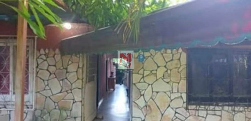 VENDO CASA EN BARRIO OBRERO – CERCA DE 21 PROYECTADA