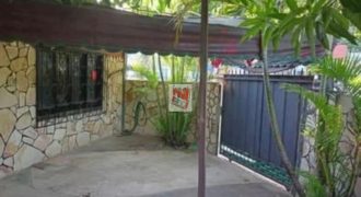 VENDO CASA EN BARRIO OBRERO – CERCA DE 21 PROYECTADA