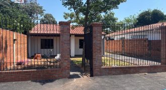 Vendo casa en Villa Elisa – Barrio Villa Bonita – Sobre calle Asfaltada