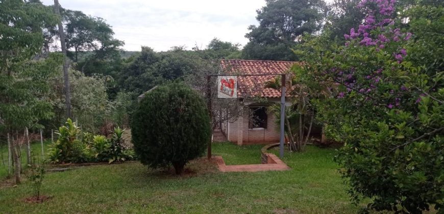 Vendo casa en Villa Elisa – Barrio Villa Bonita – Sobre calle empedrada a cuadras de Petropar