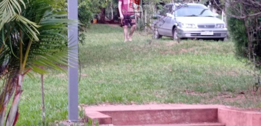 Vendo casa en Villa Elisa – Barrio Villa Bonita – Sobre calle empedrada a cuadras de Petropar