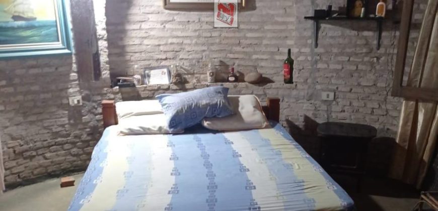 Vendo casa en Villa Elisa – Barrio Villa Bonita – Sobre calle empedrada a cuadras de Petropar