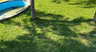 HERMOSO CHALET EN ALQUILER A PASOS DE MADAME LYNCH – BARRIO SANTA MARIA